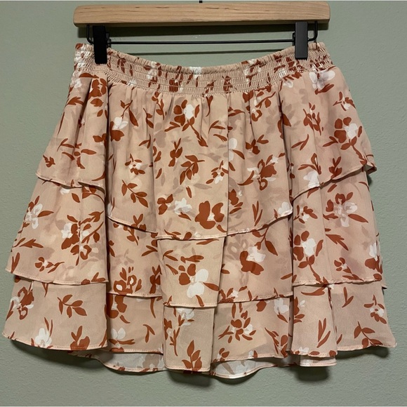 Willow Ruffle Tiered Skirt in Cantaloupe - Size Medium - Picture 6 of 11